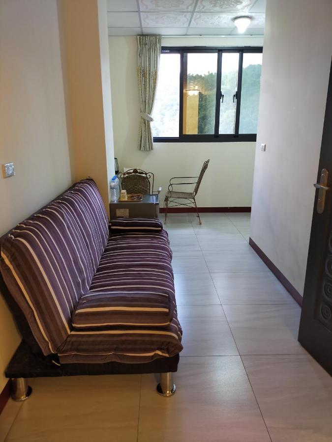 Sun Moon Lake Long Xing Homestay Yuchi Eksteriør bilde